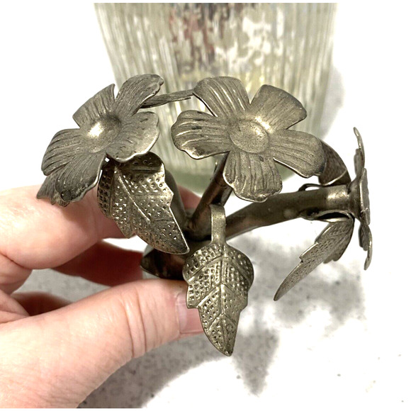 Vintage Mercury Glass Ribbed Bottle with Ornate Floral Silvertone Metal Stopper - Picture 5 of 10